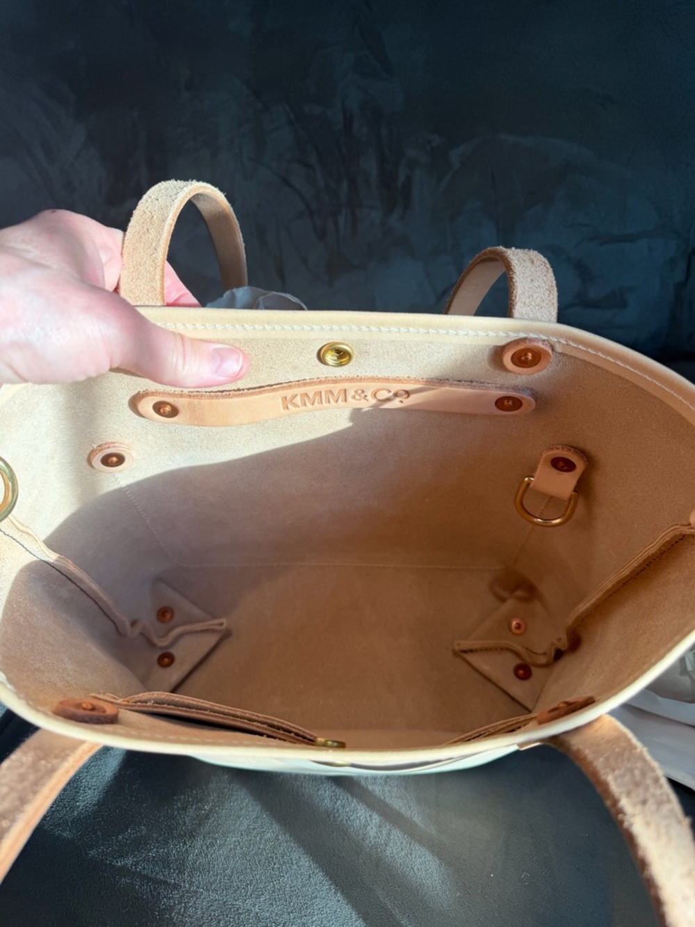 KMM & CO. Veg Tan Mini Travel Tote BNNU - Picture 7 of 7
